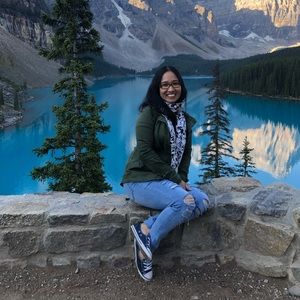 Meet your Posher, Elenita